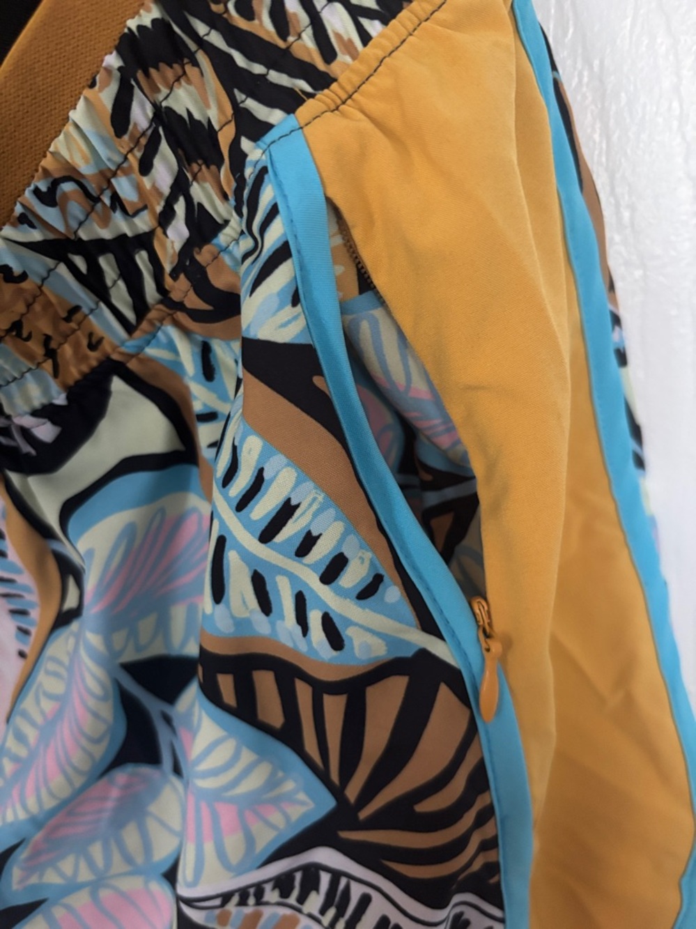 Patterned Running Short - Picture 3 of 5